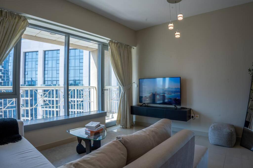 Luxury Burj Khalifa View - Mins Walking Dubai Mall Apartment Exterior foto